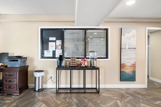 1021 S Water St. 312, Rockport, TX 78382