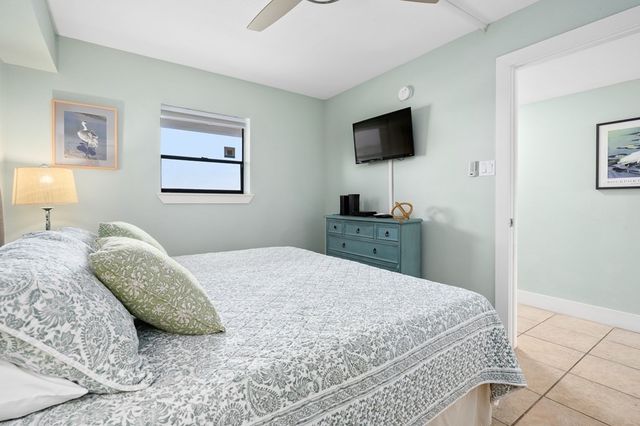 1021 S Water St. 312, Rockport, TX 78382