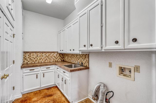 1802 Kelving Way Court, Wharton, TX 77488