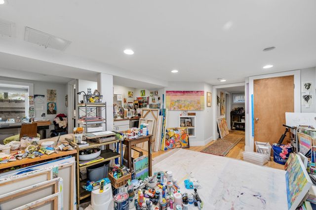 16 Ferguson Avenue, Burlington, VT 05401