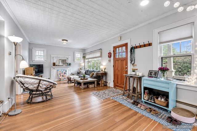 16 Ferguson Avenue, Burlington, VT 05401
