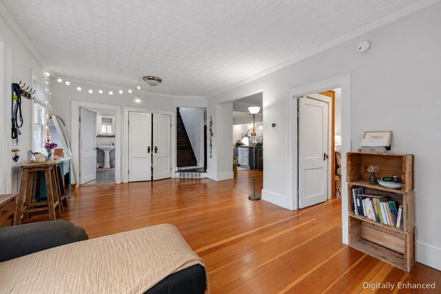 16 Ferguson Avenue, Burlington, VT 05401