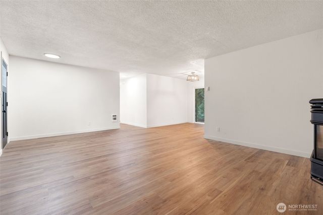 400 Ogden Road, Castle Rock, WA 98611