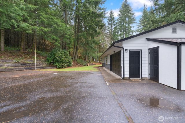 400 Ogden Road, Castle Rock, WA 98611