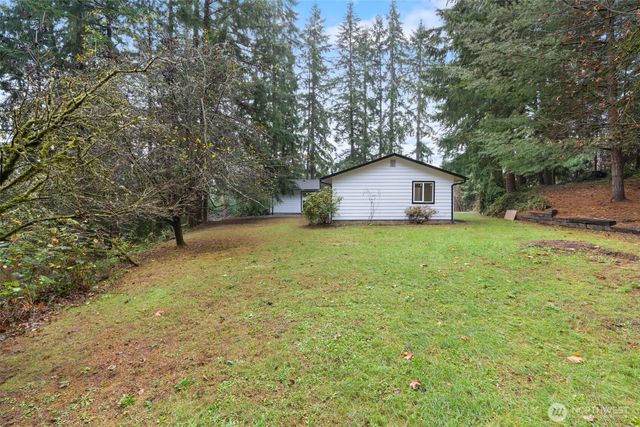 400 Ogden Road, Castle Rock, WA 98611