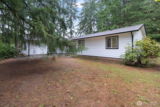 400 Ogden Road, Castle Rock, WA 98611