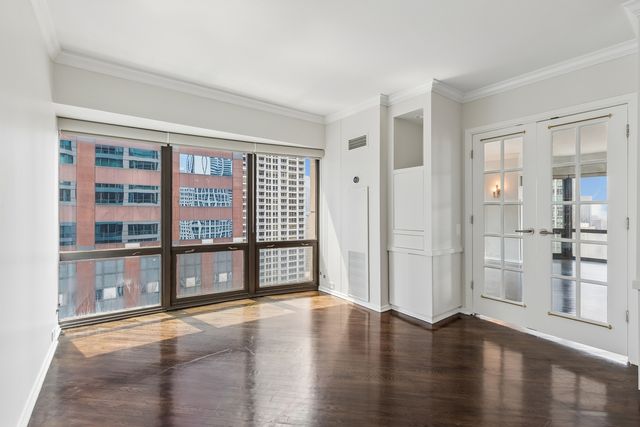 100 E Huron Street 1906, Chicago, IL 60611