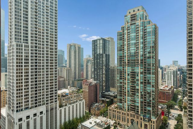 100 E Huron Street 1906, Chicago, IL 60611