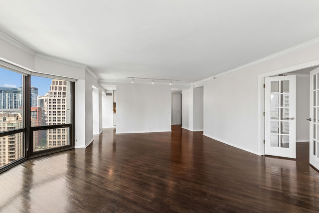 100 E Huron Street 1906, Chicago, IL 60611