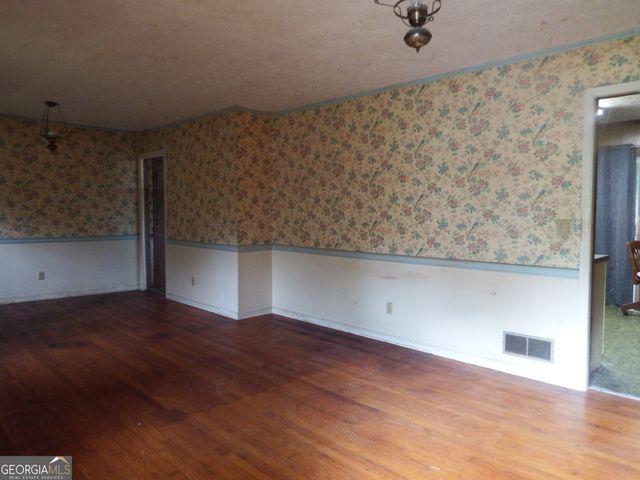 5122 Martindale Lane, Stone Mountain, GA 30088