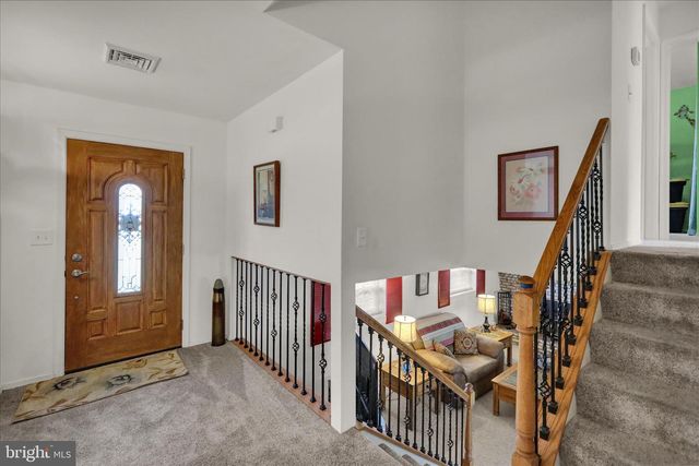 1818 STURBRIDGE DR, Lancaster, PA 17601