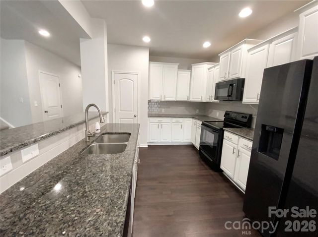 3605 Moorhen Drive, Charlotte, NC 28216