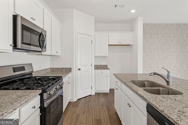 2087 Pecan Drive, Douglasville, GA 30135