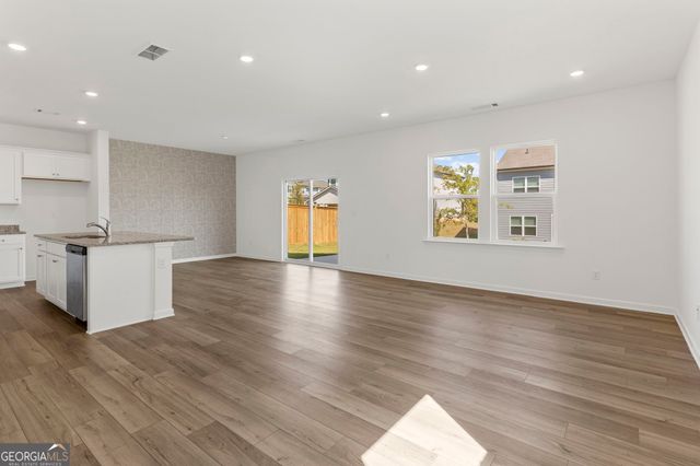 2087 Pecan Drive, Douglasville, GA 30135