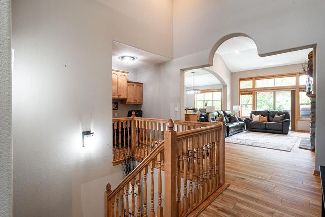 1201 Woodland Hills DRIVE, Waukesha, WI 53188