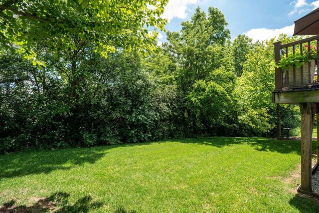 1201 Woodland Hills DRIVE, Waukesha, WI 53188