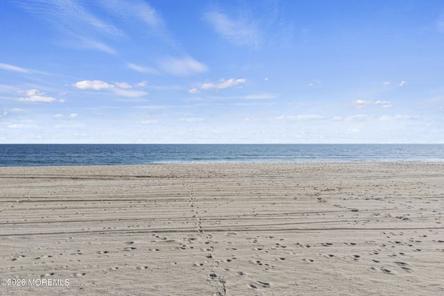 52 Kearney Avenue 5 Family, Seaside Heights, NJ 08751