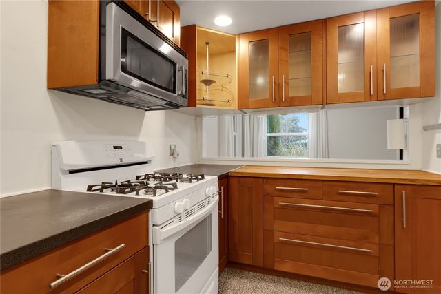 1316 SW 116th Street, Seattle, WA 98146