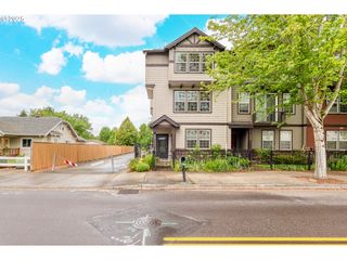 3497 Se BROOKWOOD Ave, Hillsboro, OR 97123