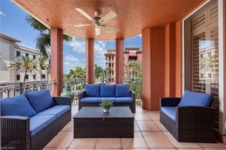 410 Bayfront PL 2301, Naples, FL 34102
