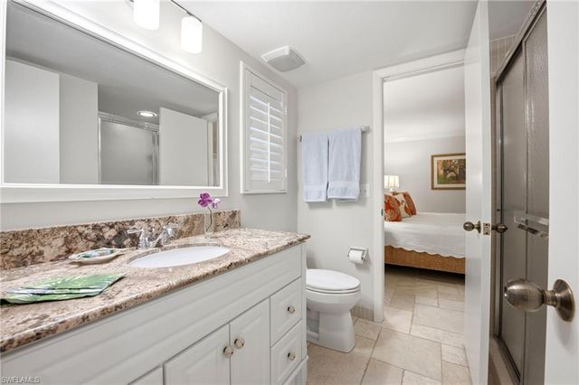 614 Wildwood LN 614, Naples, FL 34105