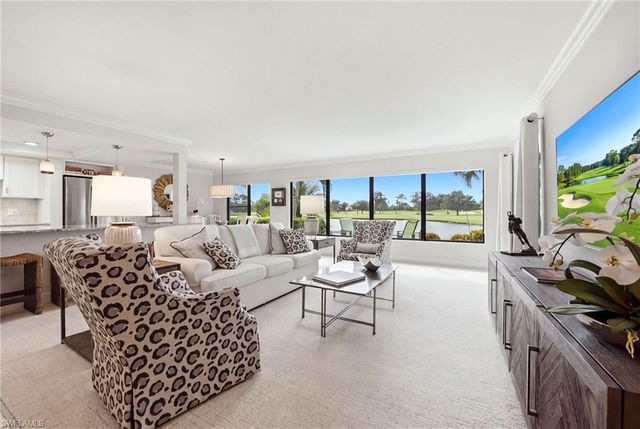 614 Wildwood LN 614, Naples, FL 34105