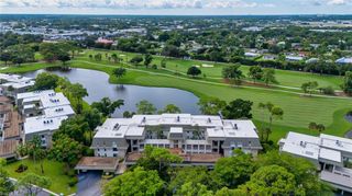 614 Wildwood LN 614, Naples, FL 34105