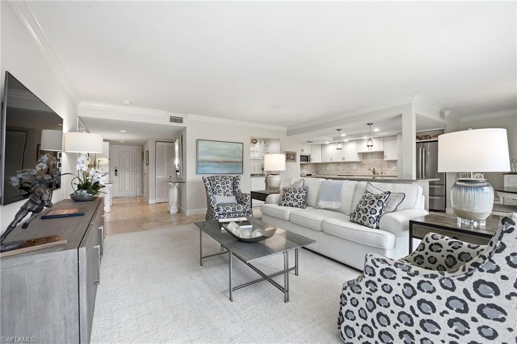 614 Wildwood LN 614, NAPLES, FL 34105 — photo 5