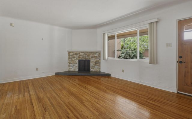 1412 Jefferson Street NE, Albuquerque, NM 87110