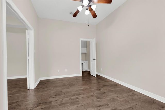 17709 W Terrace Oaks Drive, Waller, TX 77484
