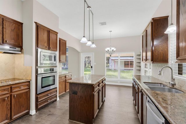 17709 W Terrace Oaks Drive, Waller, TX 77484