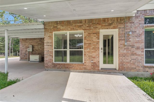 17709 W Terrace Oaks Drive, Waller, TX 77484