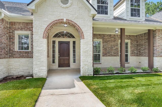 17709 W Terrace Oaks Drive, Waller, TX 77484