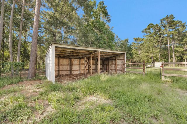 17709 W Terrace Oaks Drive, Waller, TX 77484