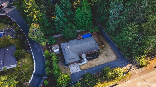 15207 94th Avenue E, Puyallup, WA 98375