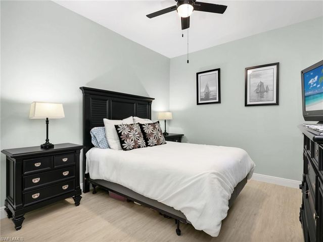 1633 Morning Sun LN E11, Naples, FL 34119