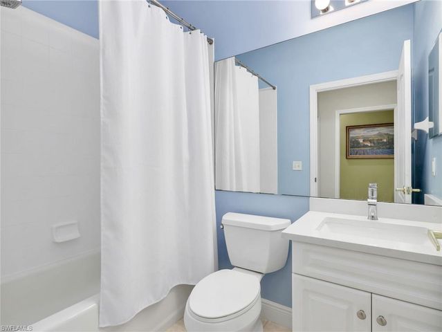 1633 Morning Sun LN E11, Naples, FL 34119