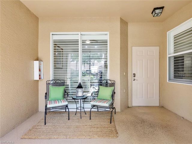 1633 Morning Sun LN E11, Naples, FL 34119