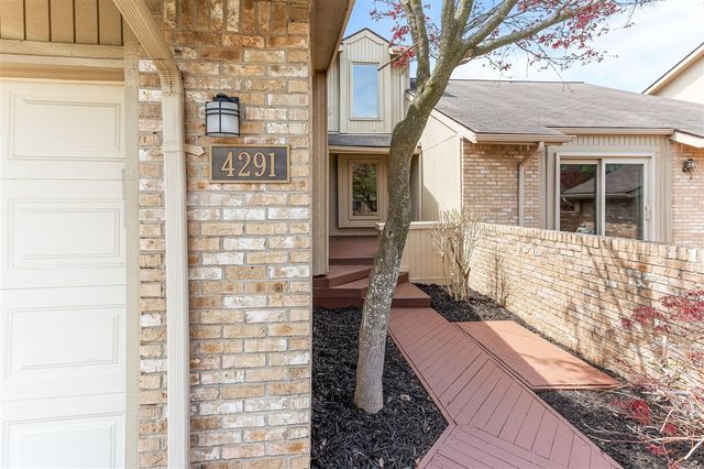 4291 Foxpointe Drive 53, West Bloomfield, MI 48323