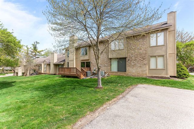 4291 Foxpointe Drive 53, West Bloomfield, MI 48323