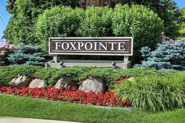 4291 Foxpointe Drive 53, West Bloomfield, MI 48323
