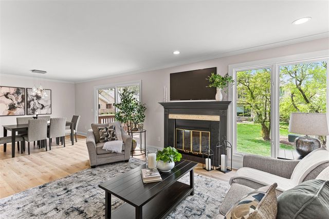 4291 Foxpointe Drive 53, West Bloomfield, MI 48323