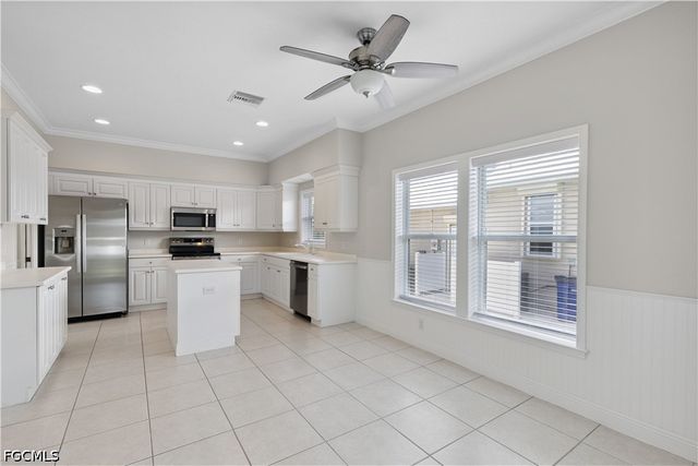 12573 Coconut Creek CT, Fort Myers, FL 33908
