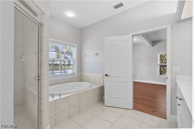 12573 Coconut Creek CT, Fort Myers, FL 33908