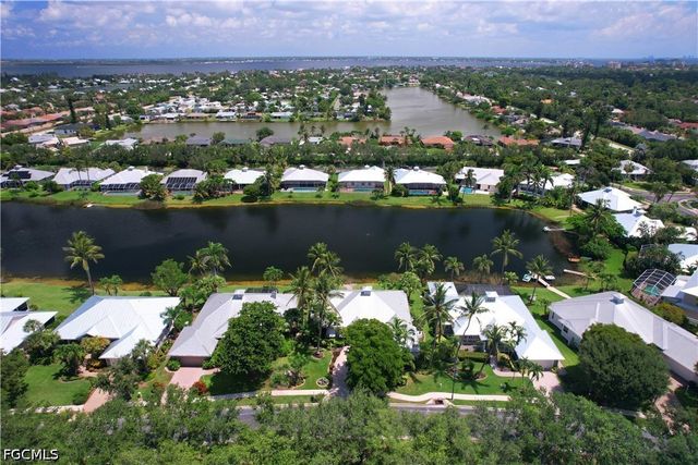 12573 Coconut Creek CT, Fort Myers, FL 33908