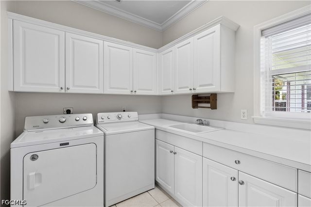 12573 Coconut Creek CT, Fort Myers, FL 33908