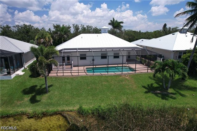 12573 Coconut Creek CT, Fort Myers, FL 33908