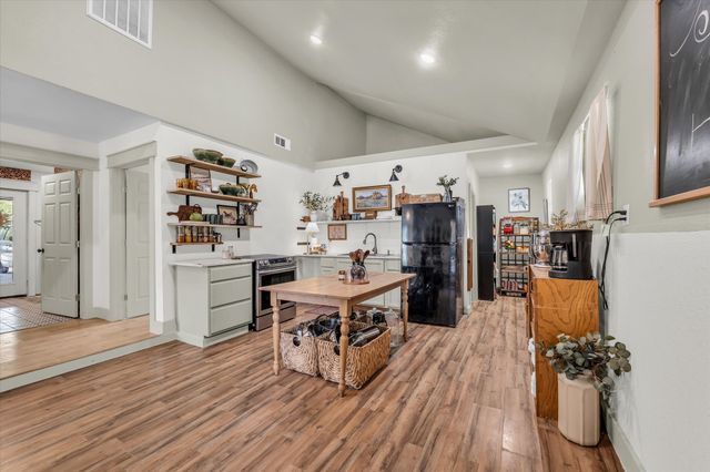 261 Windmill Lane, Waco, TX 76705