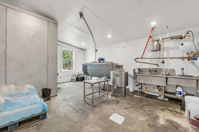 261 Windmill Lane, Waco, TX 76705