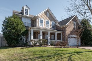 2009 Field Farm Ct, Spring Hill, TN 37174